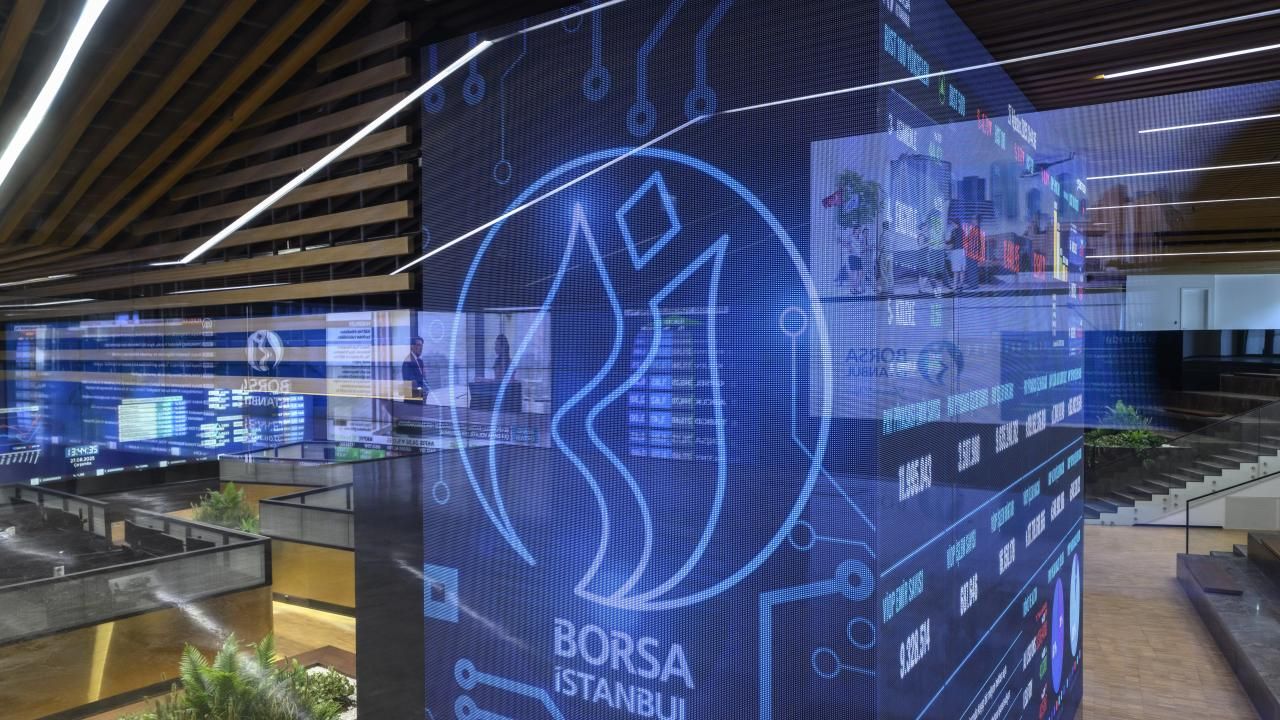 BIST 100 Endeksi 1,5 Ayın Zirvesine Yükseldi: Günü Yüzde 2,82 Artışla Kapattı